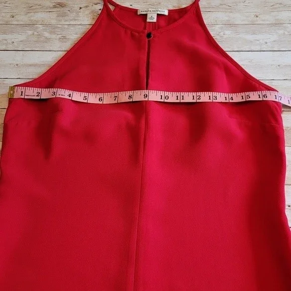 Banana Republic Keyhole Halter Top | Halter Top | Banana Republic Top - Picture 15 of 15